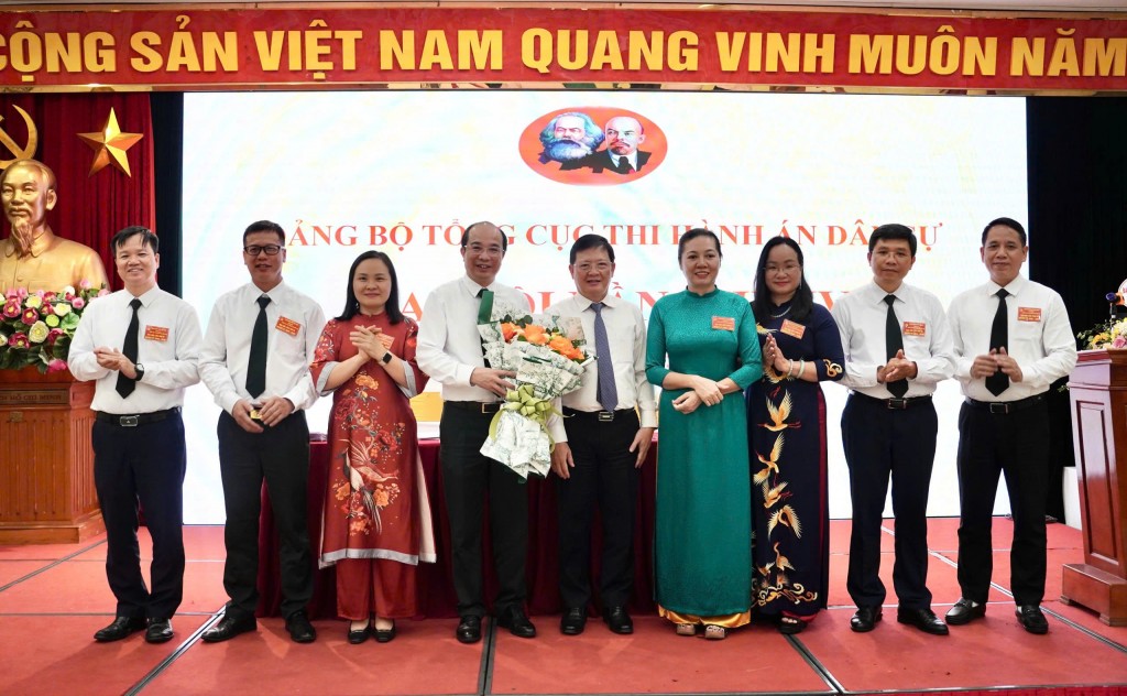 Công tác xây dựng Đảng trong Hệ thống Thi hành án dân sự: Tăng cường sự lãnh đạo của đảng đối với công tác thi hành án dân sự, thi hành án hành chính