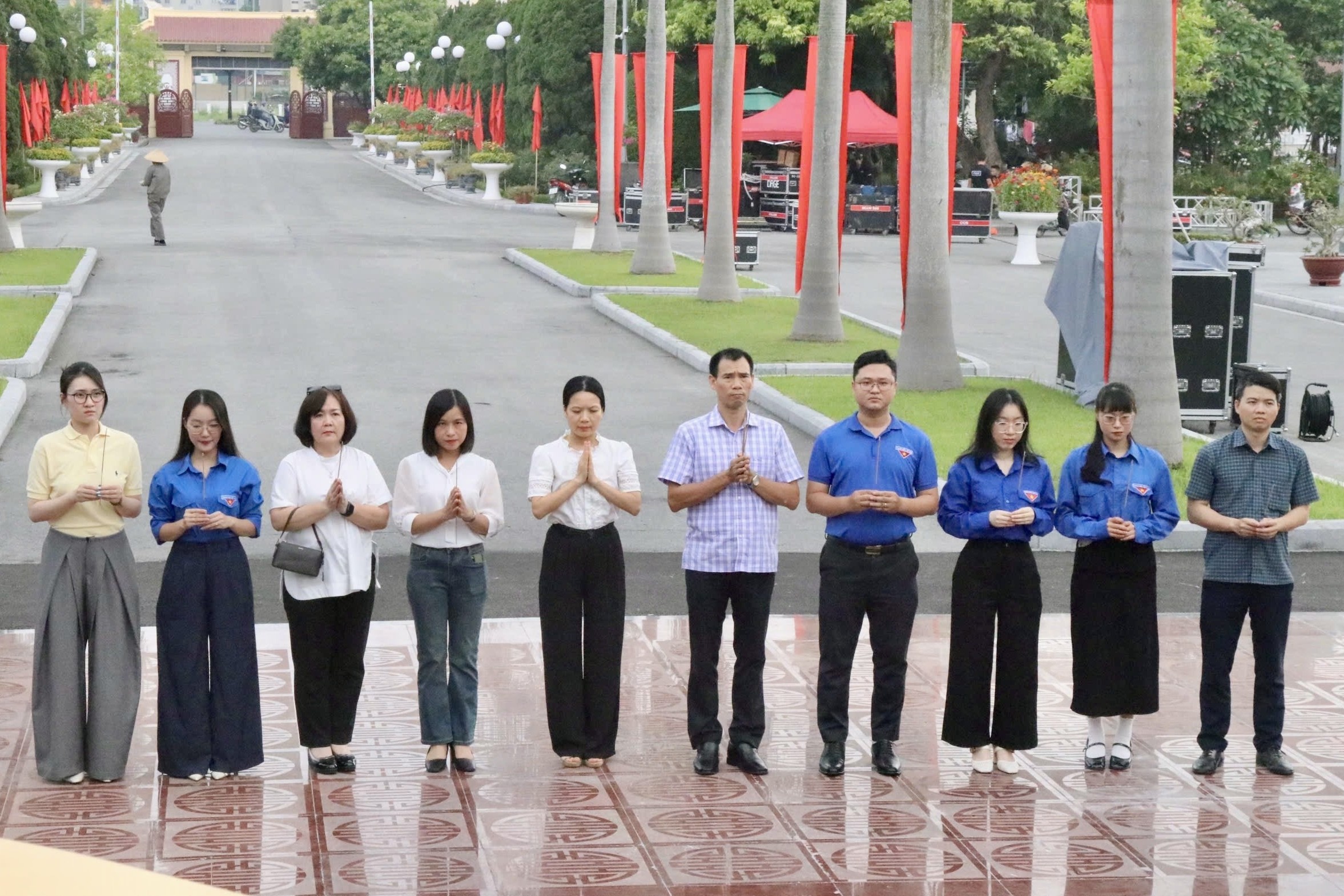 Tạp chí Dân chủ và Pháp luật tổ chức các hoạt động tri ân nhân kỷ niệm 79 năm Ngày Thương binh - Liệt sĩ