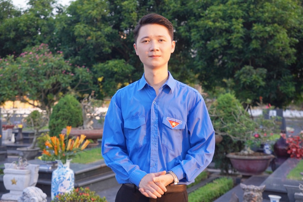 Đoàn Thanh niên Bộ Tư pháp tổ chức Lễ thắp nến tri ân các anh hùng liệt sĩ