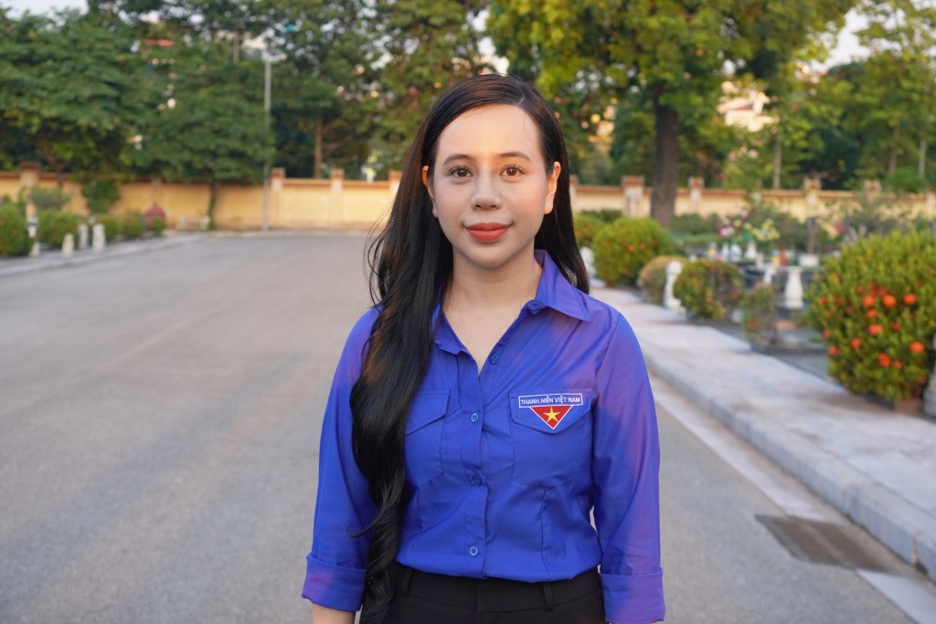 Đoàn Thanh niên Bộ Tư pháp tổ chức Lễ thắp nến tri ân các anh hùng liệt sĩ