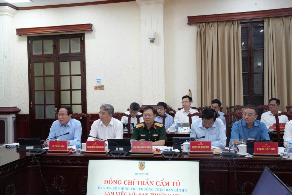 Tiếp tục phát huy vai trò Cơ quan Thường trực Ban Chỉ đạo Trung ương về hoàn thiện thể chế và thực thi pháp luật