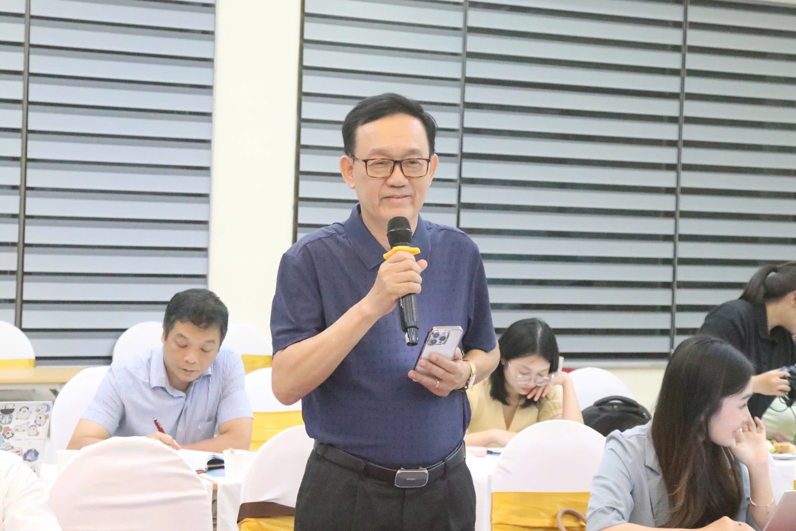 Tiếp tục hoàn thiện khung pháp lý về kinh tế số đồng bộ, an toàn, dễ tuân thủ, tạo lợi thế cạnh tranh quốc gia