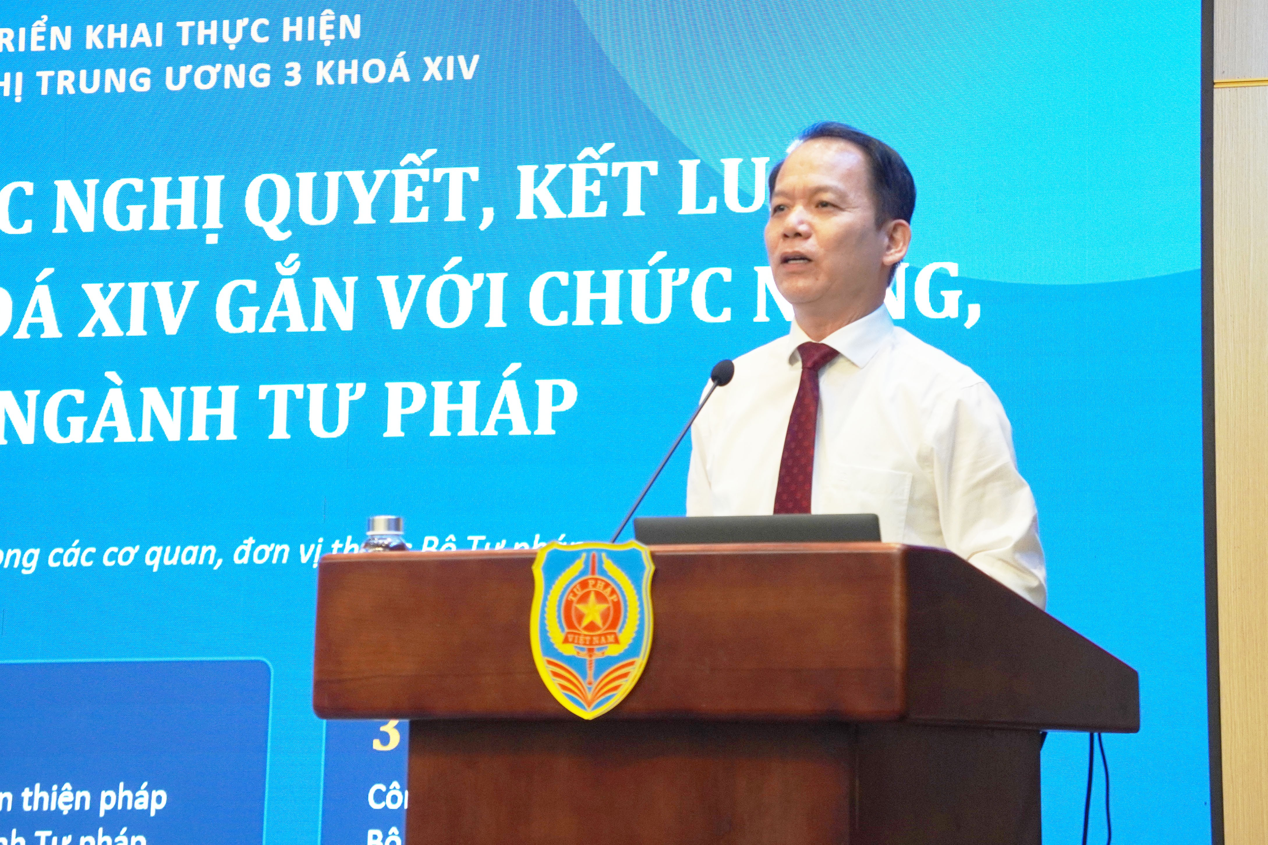 Quán triệt các nghị quyết, kết luận Hội nghị Trung ương 3 khóa XIV gắn với nhiệm vụ của Bộ, ngành Tư pháp