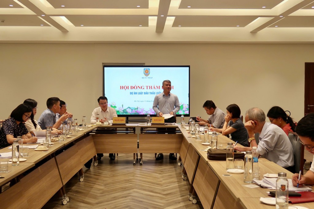 Đề xuất hoàn thiện quy định về lựa chọn nhà thầu, nhà đầu tư
