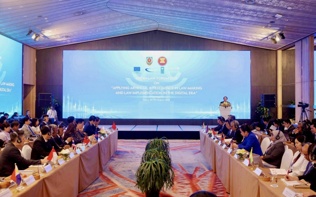 Khai mạc Diễn đàn Pháp luật ASEAN năm 2026 về ứng dụng AI trong xây dựng và thi hành pháp luật