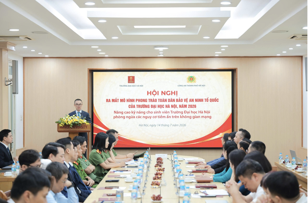 Công tác phổ biến, giáo dục và thực hiện quy định pháp luật về phòng, chống tham nhũng, tiêu cực tại Trường Đại học Hà Nội