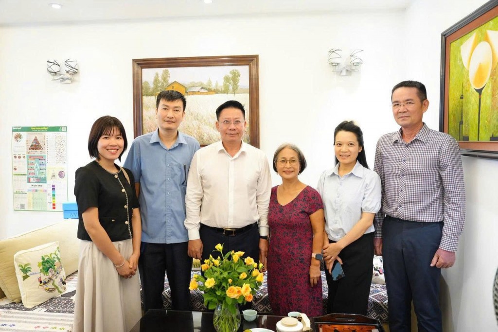 Lãnh đạo Bộ Tư pháp thăm nguyên Lãnh đạo Bộ qua các thời kỳ