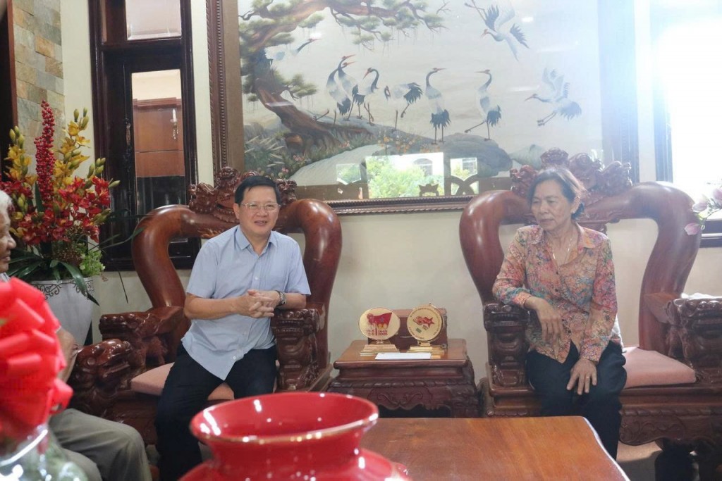 Lãnh đạo Bộ Tư pháp thăm nguyên Lãnh đạo Bộ qua các thời kỳ