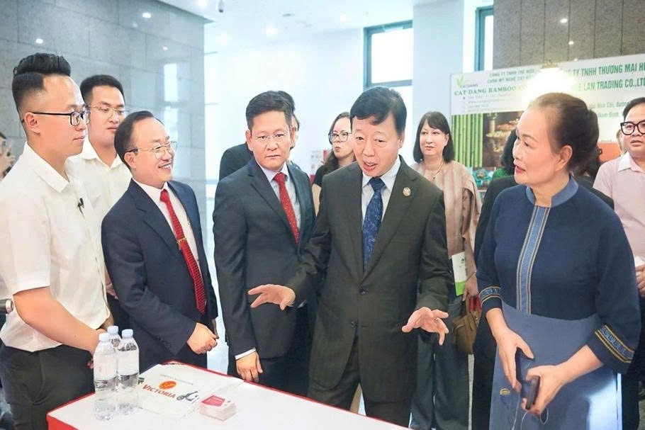 Hành trình vươn tầm của xe điện "Make in Vietnam" - Doanh nhân Phạm Văn Thơ