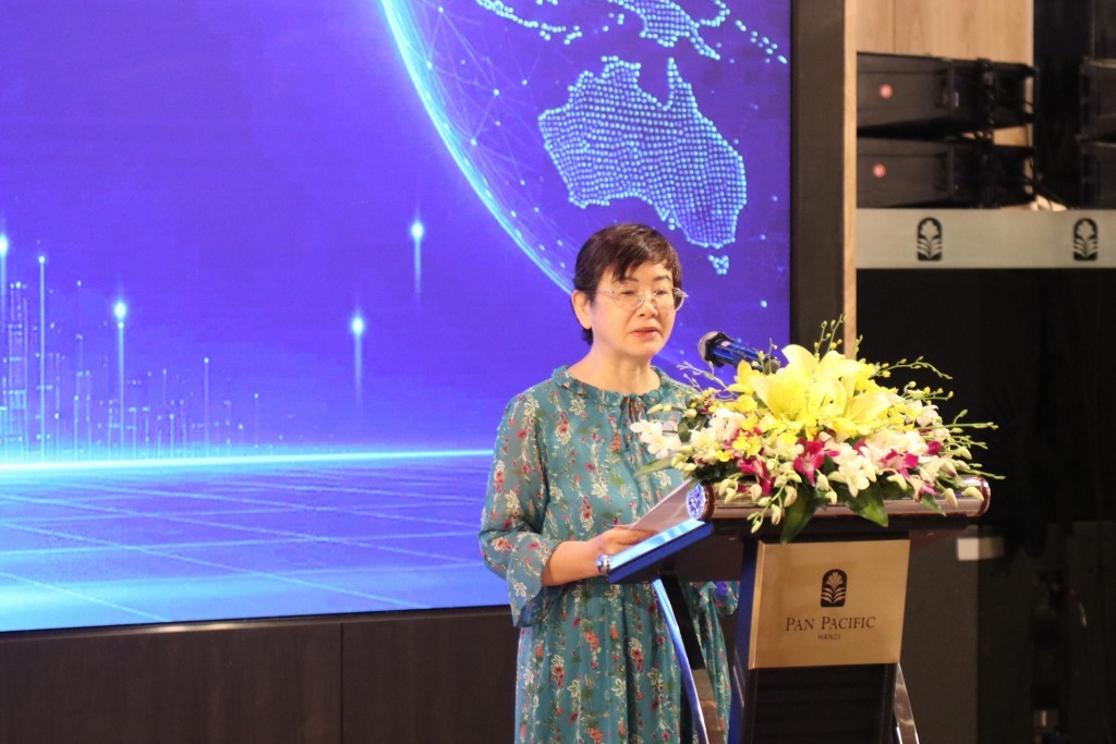 Bà Nguyễn Chi Lan, Phó Cục trưởng Cục Pháp luật dân sự - kinh tế, Bộ Tư pháp phát biểu khai mạc