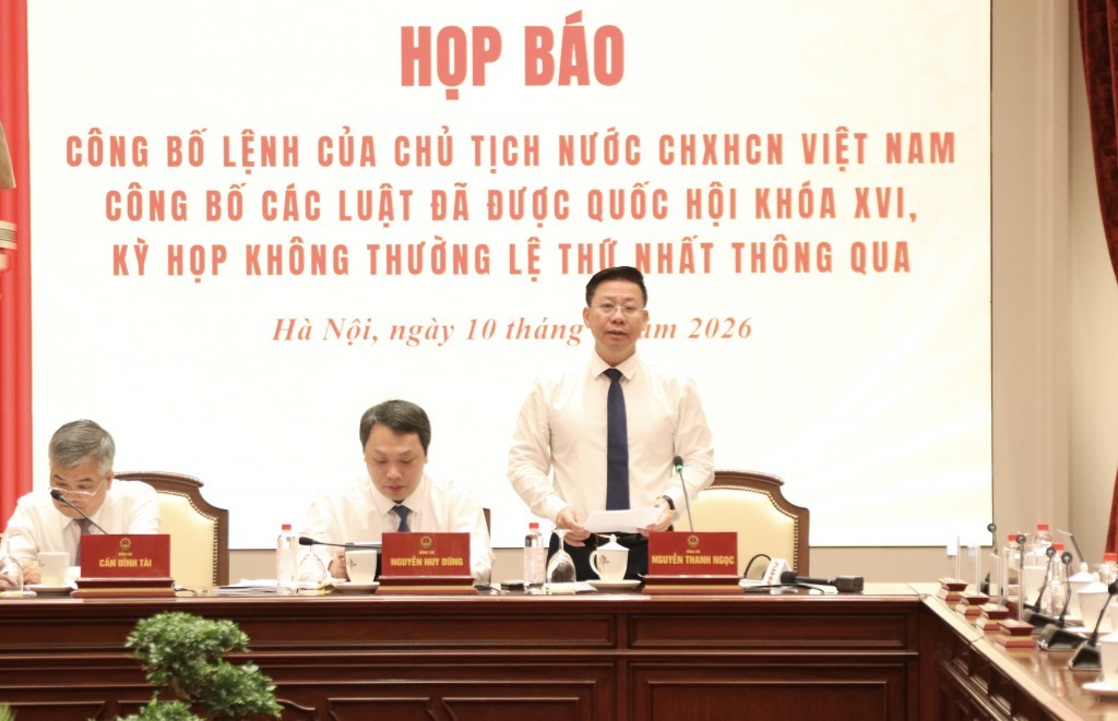 Thứ trưởng Bộ Tư Pháp Nguyễn Thanh Ngọc trao đổi về 04 luật do Bộ Tư pháp chủ trì soạn thảo