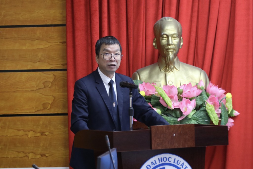 PGS.TS. Nguyễn Văn Quang, Phó Hiệu trưởng Trường Đại học Luật Hà Nội phát biểu khai mạc Hội thảo