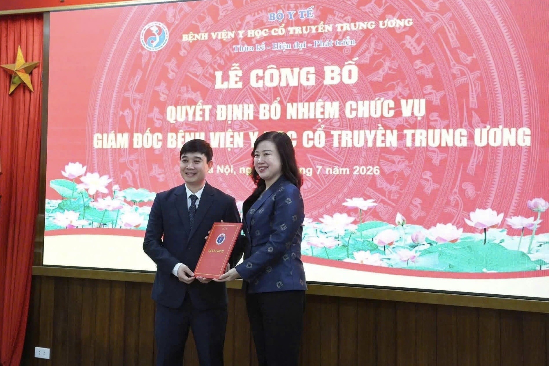 Bệnh viện Y học Cổ truyền Trung ương – Lá cờ đầu trong bảo tồn và phát triển nền y học cổ truyền Việt Nam