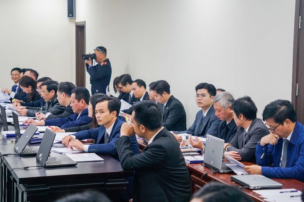 Chế định thành viên góp vốn của tổ chức hành nghề luật sư - Cơ chế nâng cao năng lực cạnh tranh của luật sư Việt Nam