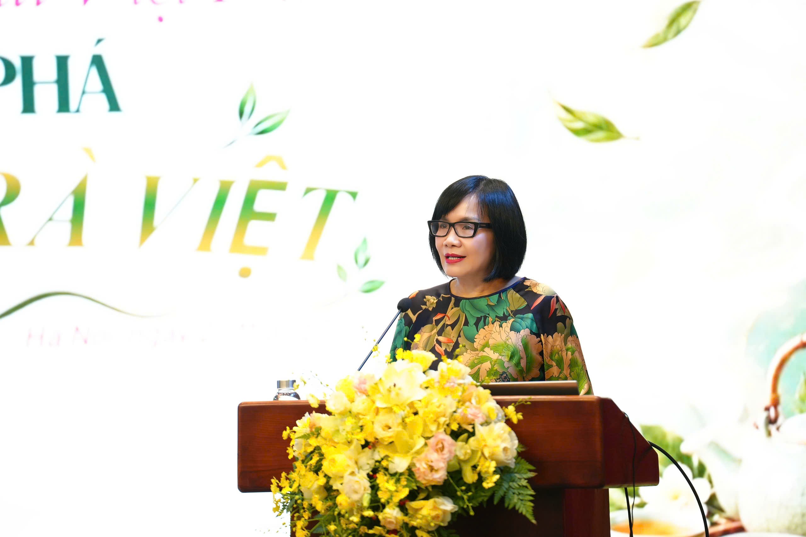 Ấm áp chương trình giao lưu nhân Ngày Phụ nữ Việt Nam tại Bộ Tư pháp