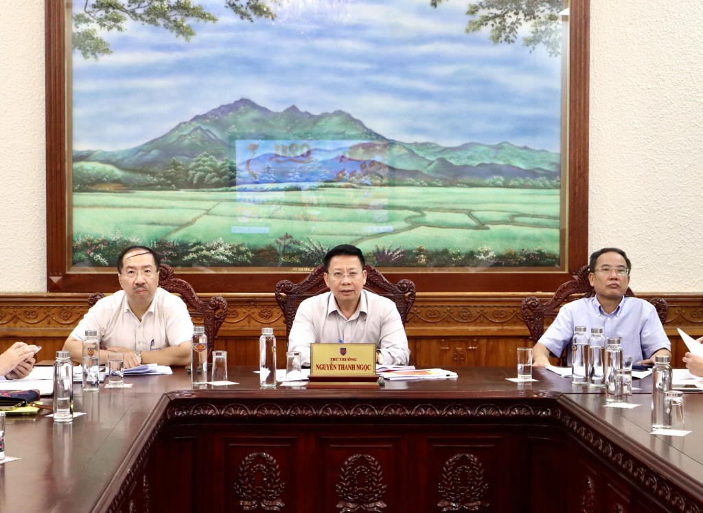 Khẩn trương hoàn thiện công tác chuẩn bị tổ chức Lễ hưởng ứng Ngày Pháp luật Việt Nam năm 2026