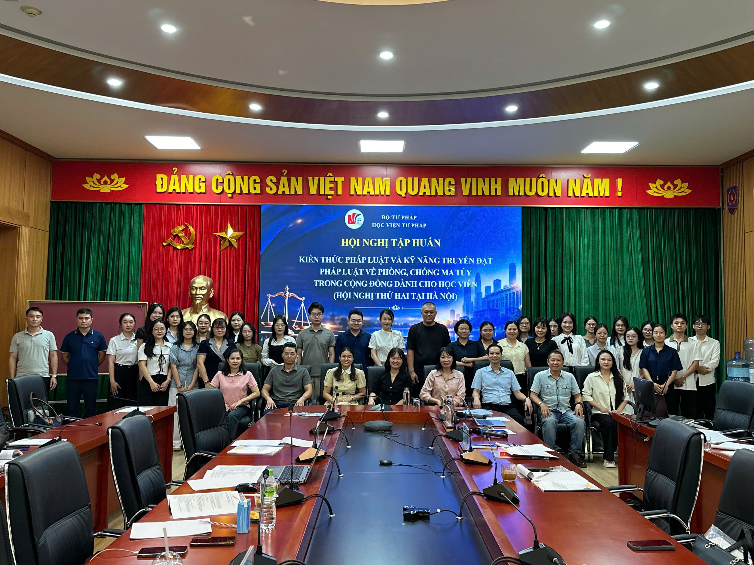 Hội nghị thứ hai tại Hà Nội về “Bồi dưỡng kiến thức pháp luật và kỹ năng truyền đạt pháp luật về phòng, chống ma túy trong cộng đồng”