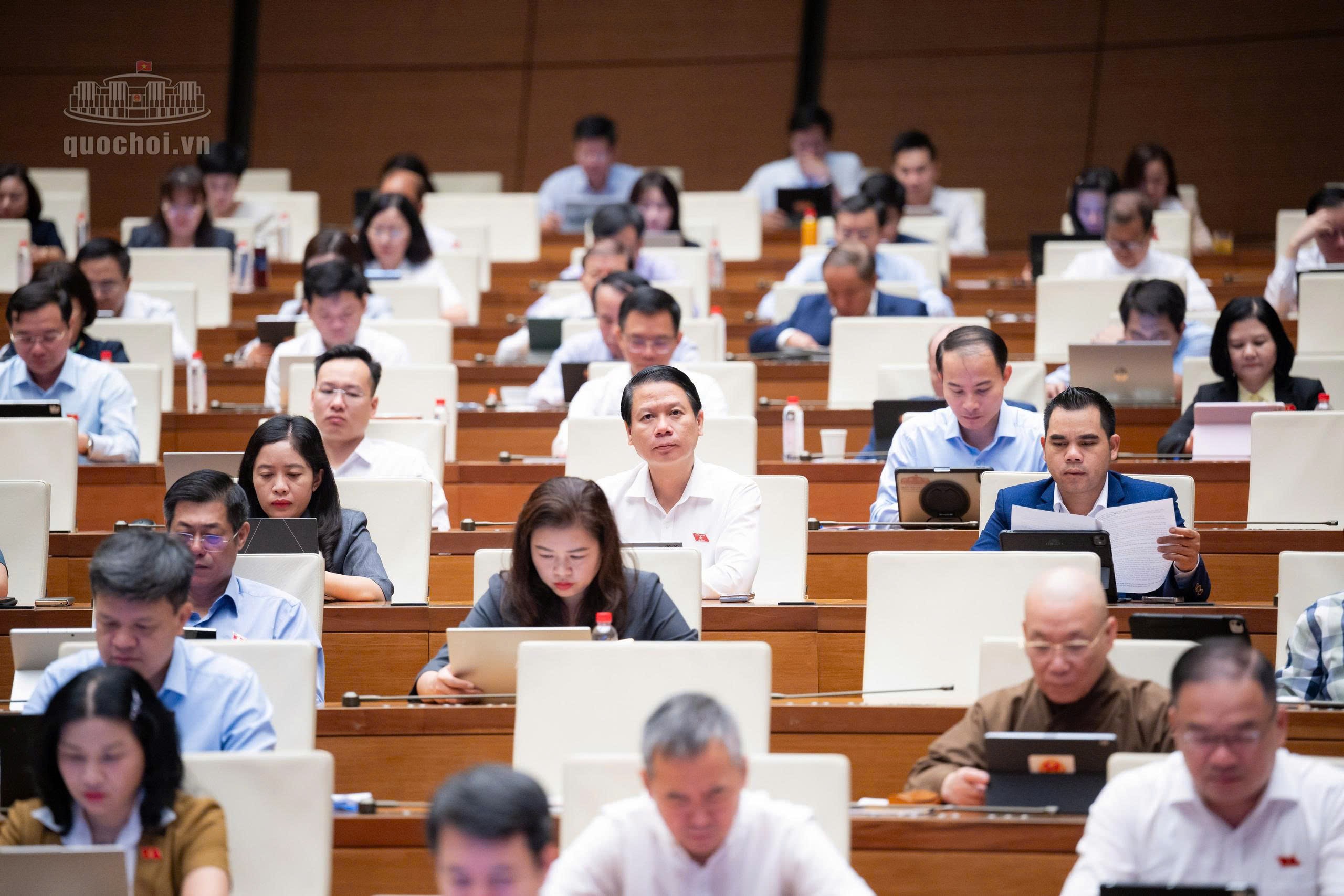 Xây dựng khuôn khổ pháp lý thúc đẩy thị trường bất động sản phát triển lành mạnh