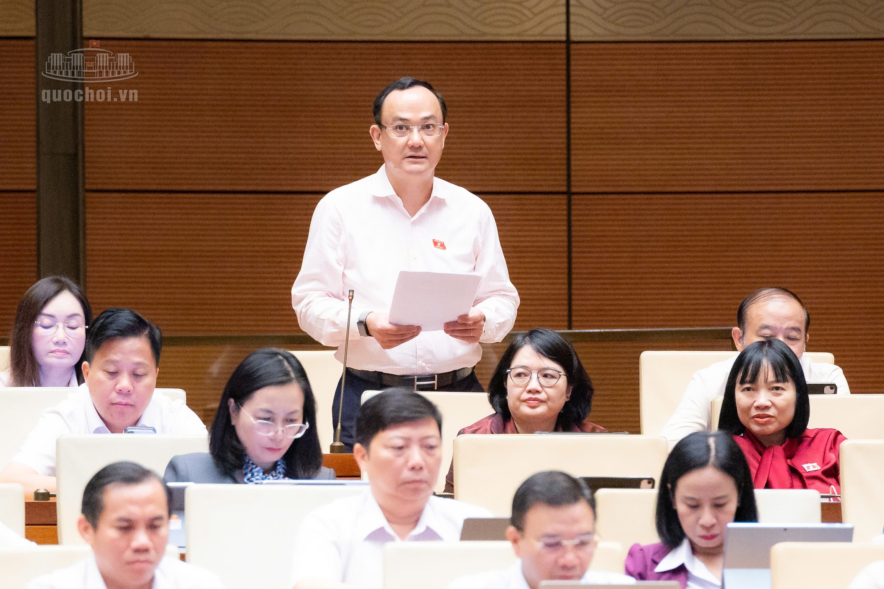 Xây dựng khuôn khổ pháp lý thúc đẩy thị trường bất động sản phát triển lành mạnh