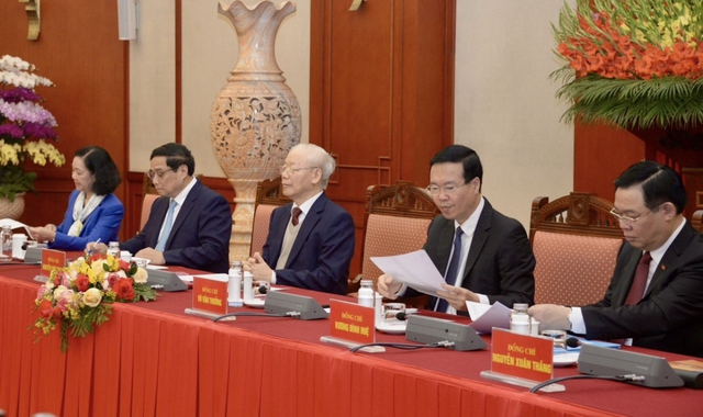 Tổng Bí thư Nguyễn Phú Trọng: Báo cáo chính trị phải kết tinh tầm cao trí tuệ, niềm tin, khát vọng của cả dân tộc- Ảnh 2.
