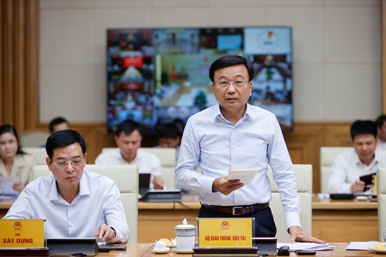 Thủ tướng: '5 quyết tâm', '5 bảo đảm' để thúc đẩy giải ngân, sử dụng hiệu quả nhất nguồn vốn gần 670 nghìn tỷ đồng- Ảnh 4.