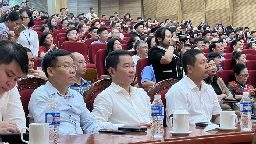 Thứ trưởng Bộ Tư pháp Nguyễn Thanh Tịnh phát biểu tại lễ khai mạc.