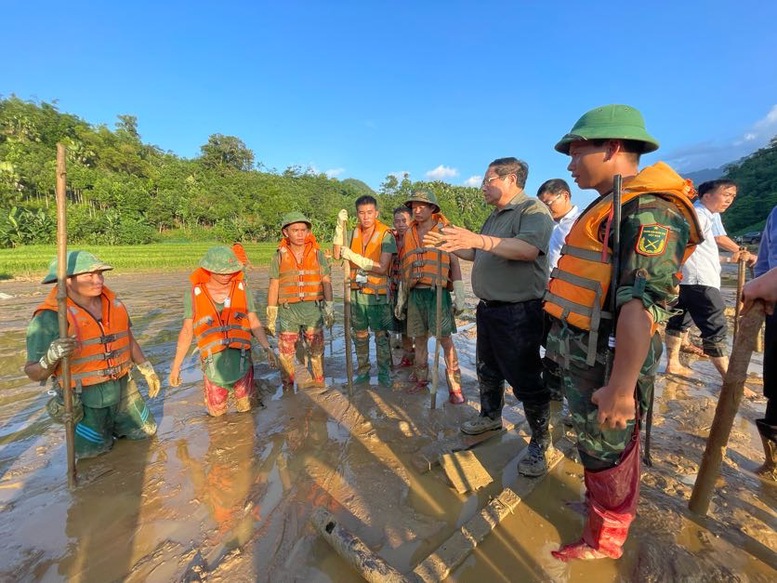 Thủ tướng: 4 mục tiêu và 15 giải pháp cấp bách khắc phục hậu quả mưa lũ tại Lào Cai- Ảnh 3.