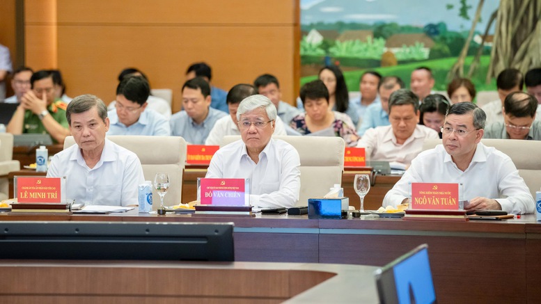 Đảng đoàn Quốc hội và Ban Cán sự đảng Chính phủ tổ chức Hội nghị về kỳ họp thứ 8, Quốc hội khóa XV- Ảnh 2.