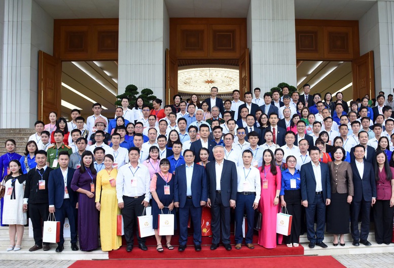 Thủ tướng: Đẩy mạnh 3 đột phá chiến lược số, thực hiện mục tiêu kép về chuyển đổi số- Ảnh 9.