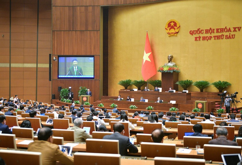 Hình ảnh tại phiên họp.