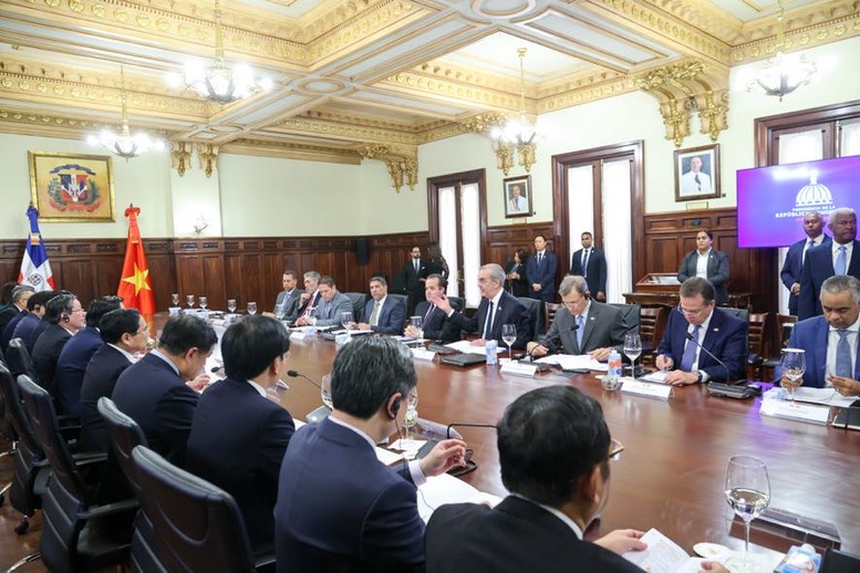 Thủ tướng Phạm Minh Chính hội đàm với Tổng thống Cộng hòa Dominica- Ảnh 1.