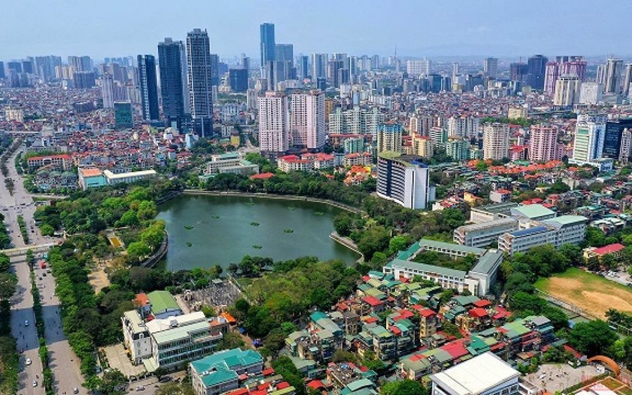 Ủy ban nhân dân cấp tỉnh xây dựng, trình Hội đồng nhân dân cùng cấp quyết định bảng giá đất lần đầu để công bố và áp dụng từ ngày 01/01/2026