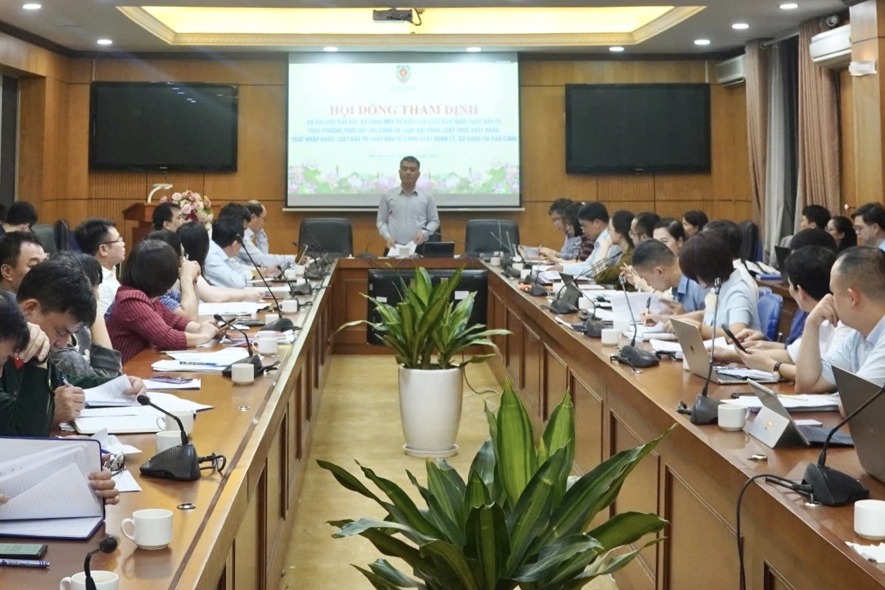 Cải cách thủ tục hành chính về tài chính - ngân sách, khơi thông, sử dụng hiệu quả các nguồn lực để phát triển khoa học, công nghệ, đổi mới sáng tạo và chuyển đổi số quốc gia