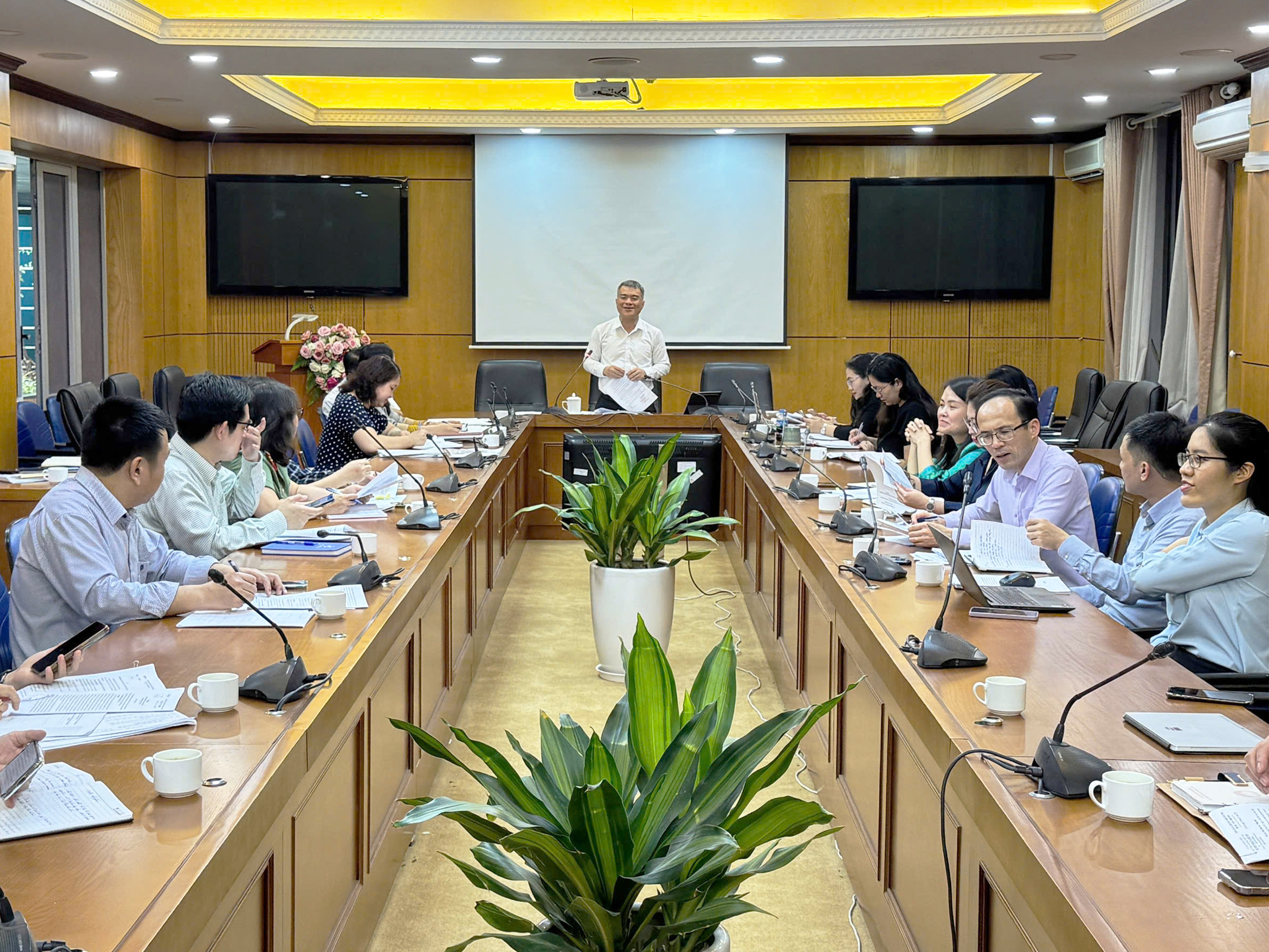 Phải tạo điều kiện thu hút được nguồn nhân lực chất lượng cao trong các lĩnh vực khoa học, công nghệ, đổi mới sáng tạo